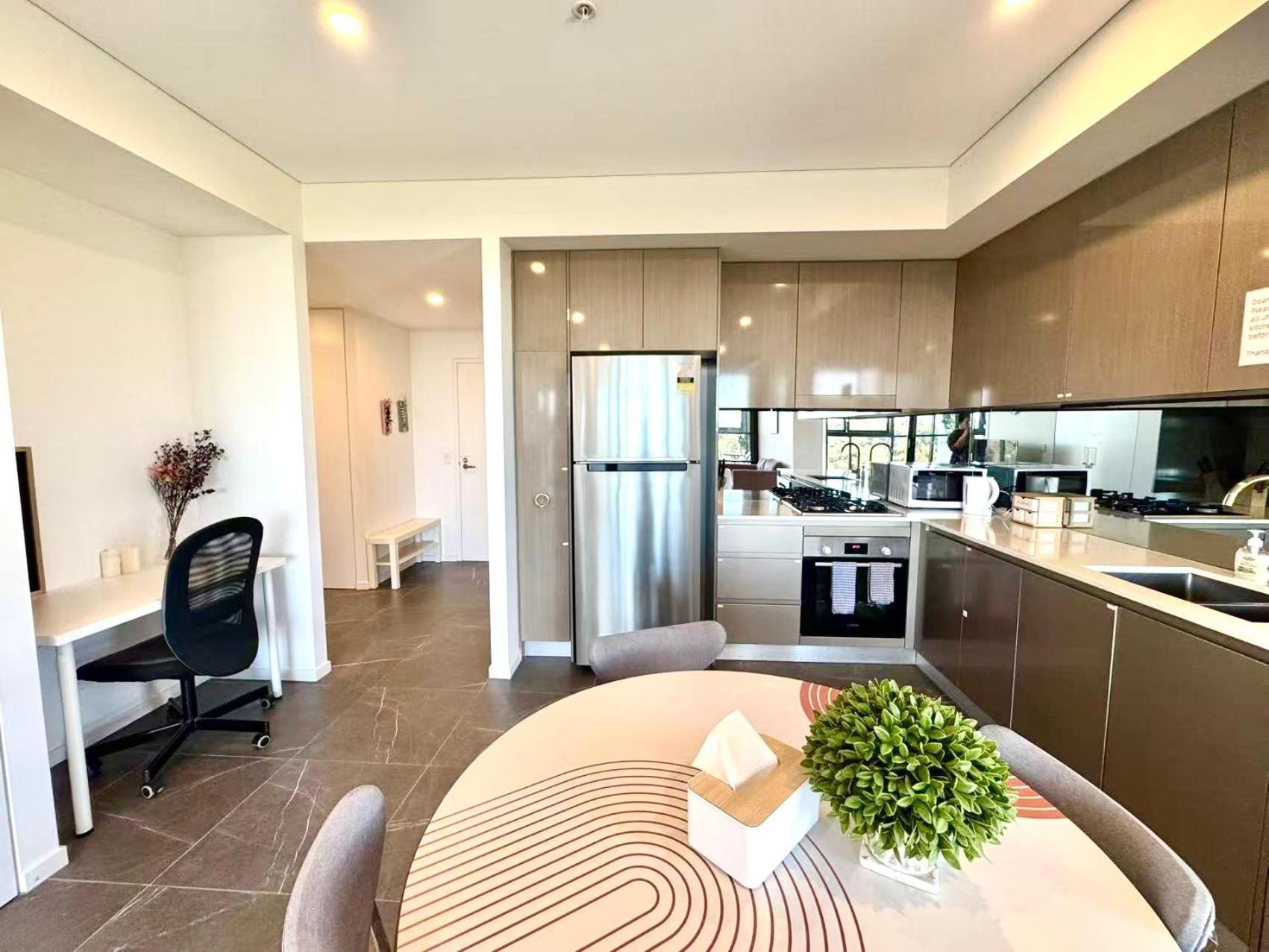 Serene Parkside Retreat 2brs@ Close 2 Olympic Park Apartment